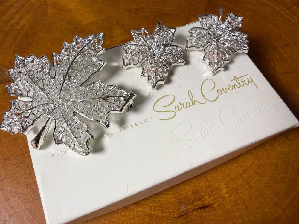 Sarah Coventry Silver Summer Frost Leaf Brooch Earrings W/ Box